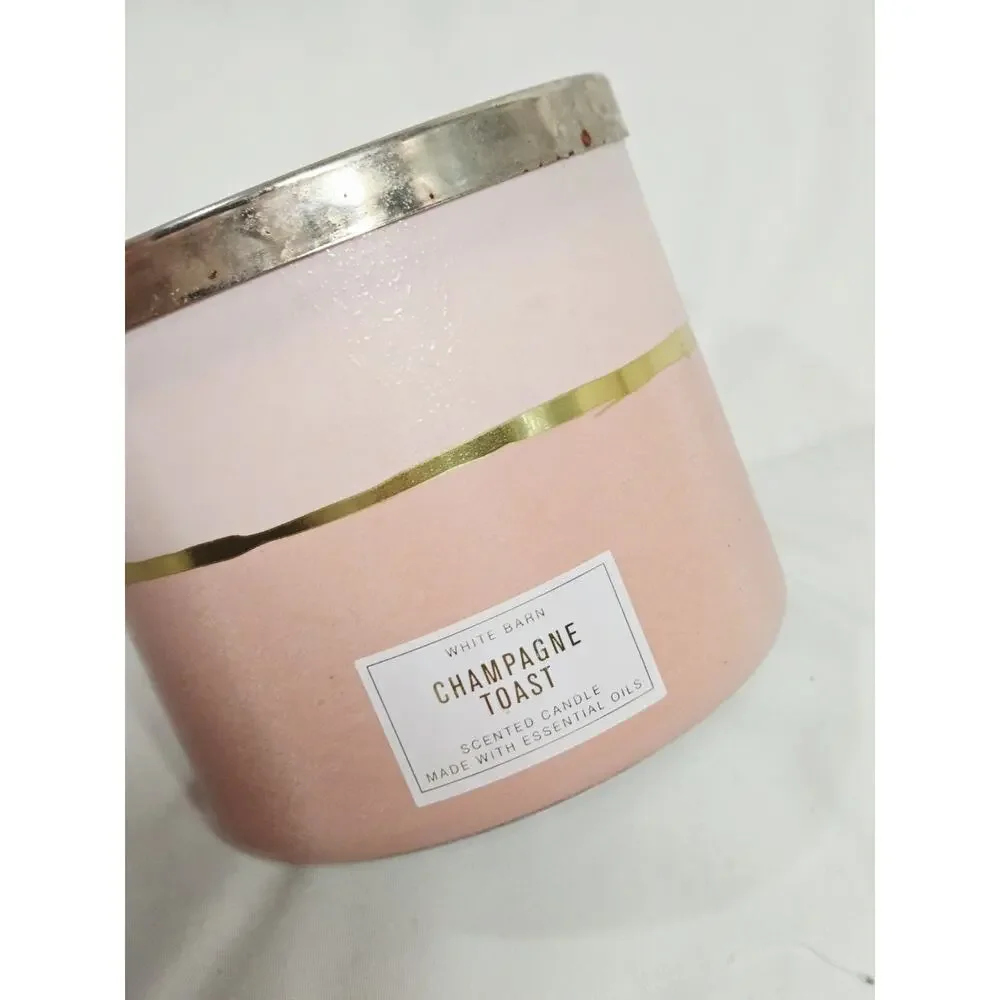 New White Barn Champagne Toast Scented 3 Wick Candle Burns 25-45 Hrs 14.5oz - Picture 3 of 5